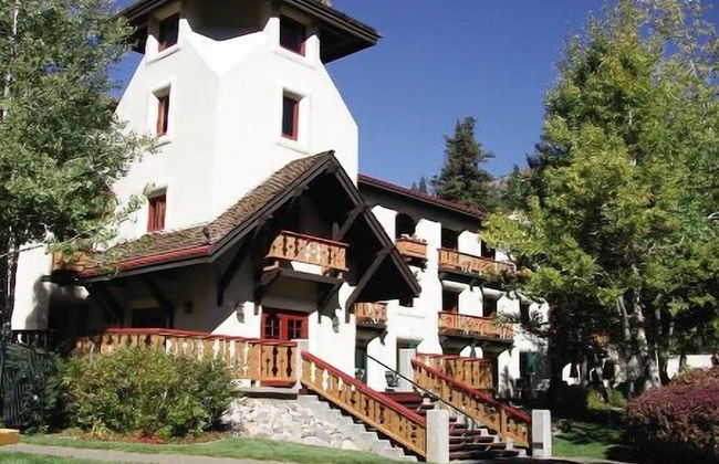 GetAways at Olympic Village Inn - Photo 38