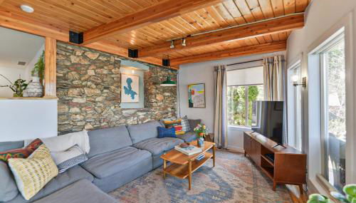 Huvila Haven Lake Front Home with Dock and Hot Tub - Foto 5