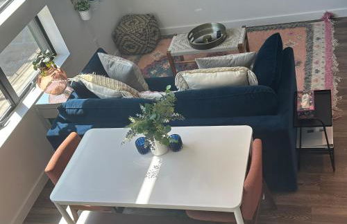 Austin Stylish Studio - Foto 34