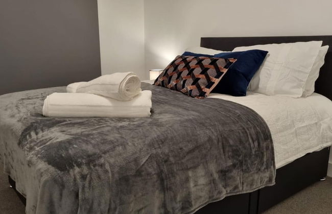 Balcony View Apartment- Sleeps 5 & Private Parking - Foto 6