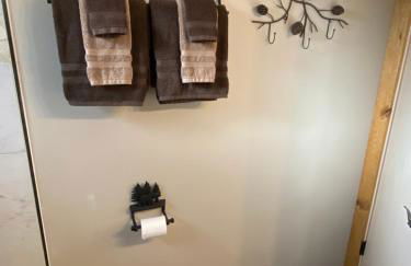 Cabin - Hot tub - Fire pit - View - Getaway! - Foto 33