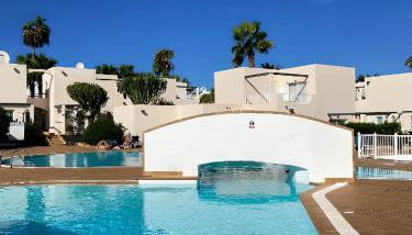 Red Hibiscus Corralejo iRent Fuerteventura - Photo 2, sunbed