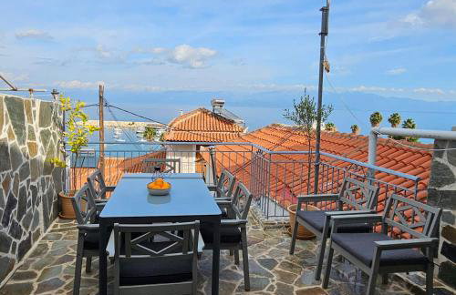 Charites: Terrace with Seaview - 100m to the beach - Photo 9