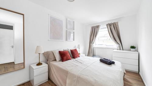 Arte Stays - 3-Bedroom Bright House London, Haggerston, Garden, Parking, 8 min walk to Haggerston Station, weekly or monthly stays, serviced accommodation - 7 guests - Foto 1, towels