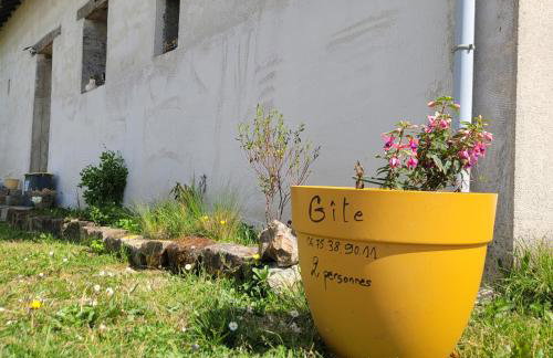 À la campagne, studio 25M2-pour 2p, CALME, wifi, jardin, parking - Foto 4