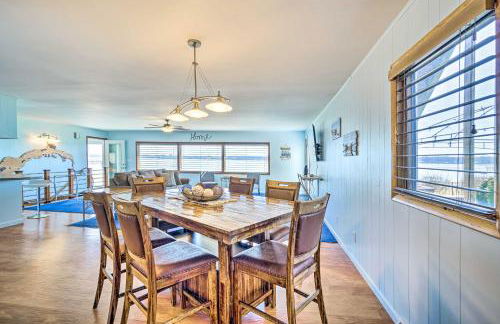 Lakefront Home with Rooftop Deck, Grill, Games! - Photo 17