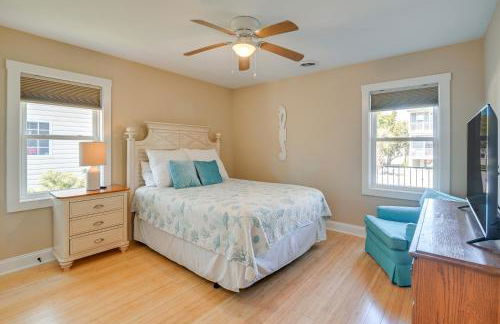 Walk to Surfside Beach Poolside Oasis - Foto 11