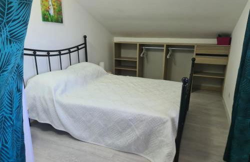 6-person apartment in sea view villa with jacuzzi - Foto 35