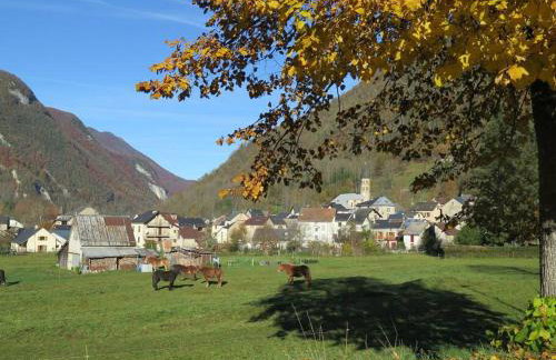 "Le Desman" Confortable T2 à la montagne face aux thermes RANDO, CURE - Foto 25