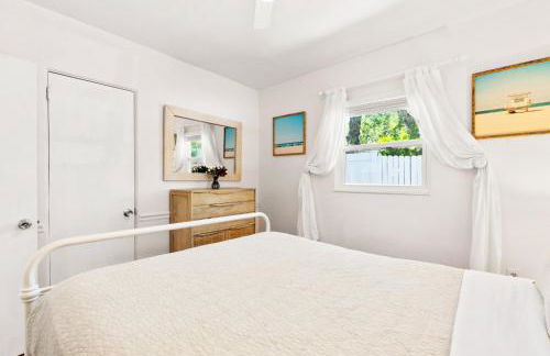 Heron Lagoon, dock, pool, the Hibiscus at Siesta Key Bungalows - Foto 11