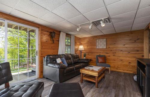 Log Home Hot Tub Retreat, Kayaks - Photo 34