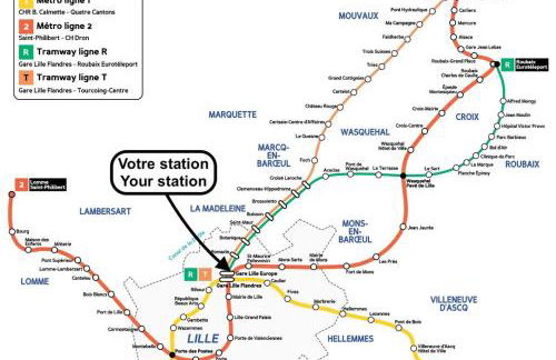 Beautiful apartment equipped near train parking - Foto 19