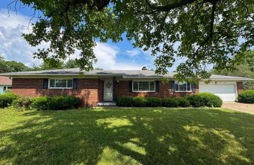 3BR Retreat near BrewDog, games, and lots of space - Foto 21