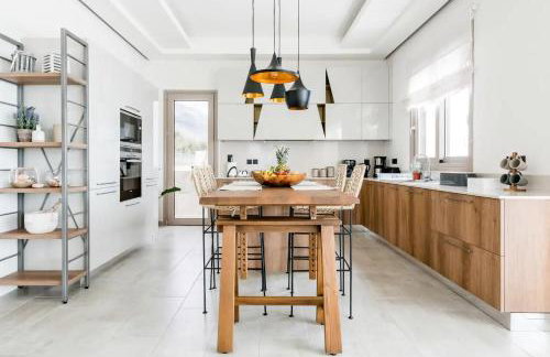 EtherealVilla-Family villa with pool - Foto 1