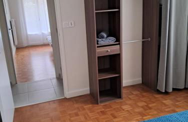 Le 8 - Appartement 2 chambres calme, tout confort, parking privé gratuit, à 2 pas des Allées Provençales - Photo 13