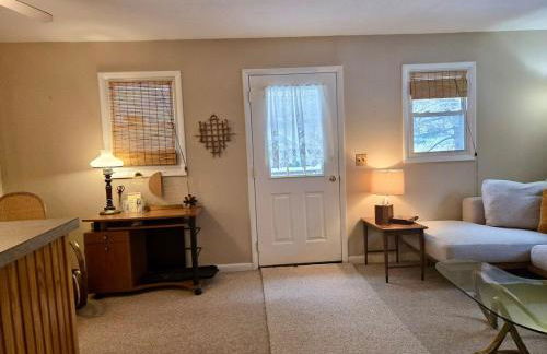 Charming, Pet-friendly Lake front Retreat WiFi - Foto 27