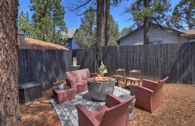 Bear Cub Cottage in Big Bear w/ HotTub & Firepit - Photo 71