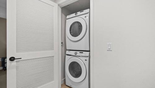 Modern 1BR near Irvine 30 Day Stay - Photo 4
