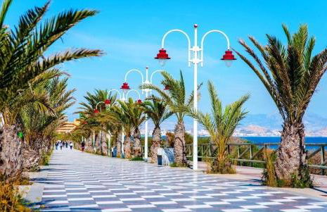 SPANISH SUN - 500 m from the beach - Foto 24