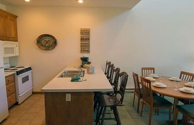 Scandinavian Lodge - Photo 9