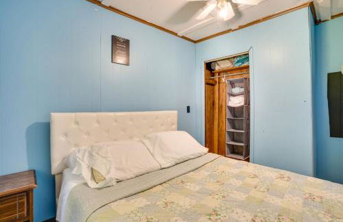 French Lick Getaway with Deck, Grill and Fire Pit! - Foto 11