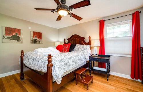 Antique Charm 3BR Gourmet Kitchen & Large Yard - Foto 6