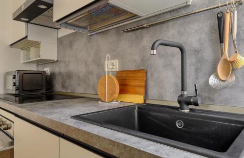 Just Urban Stays - Nuovo e Luminoso Trilocale in Centro - metro M2 e M4 - Foto 10