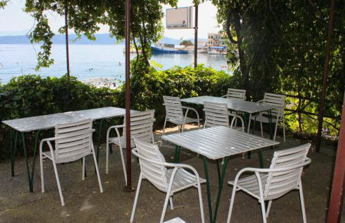 Apartments by the sea Igrane, Makarska - 6653 - Photo 7