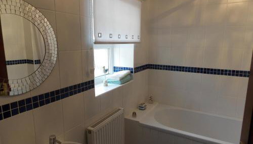 Waterloo Cottage - Photo 2