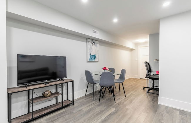 GLOBALSTAY Modern Basement In DT Toronto - Photo 14