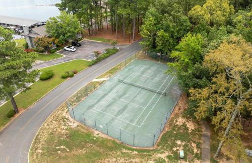 Serene Lakefront Retreat - Foto 11