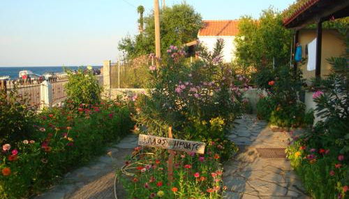 Athina Apartments - Foto 3, Garden, Garden view