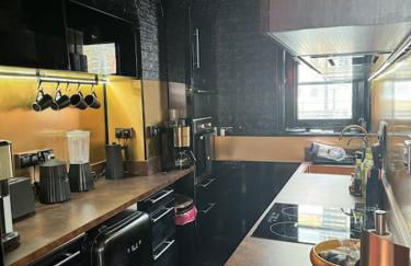 The Turret - Photo 9