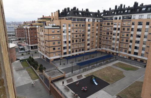 Acogedor Apartamento en Oviedo Frente al HUCA - Foto 21