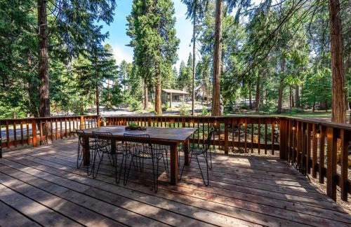 HB Hideaway Boho Treehouse Vibes in the Pines - Foto 48