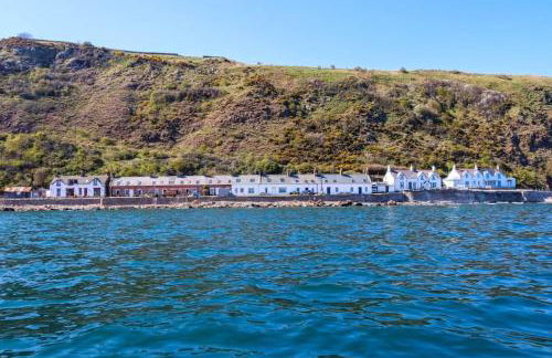 The Cottage By The Sea, Scotland - Photo 5