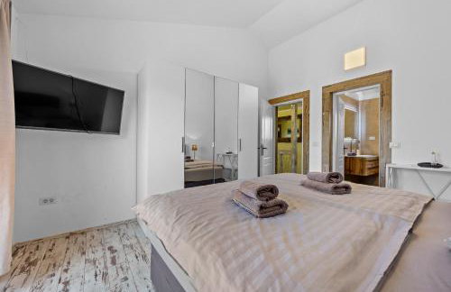 Villa Emely for 8 people near Porec with heated pool & jacuzzi - Foto 11