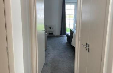 Marine Viewing 2 bedrooms flat - Foto 9