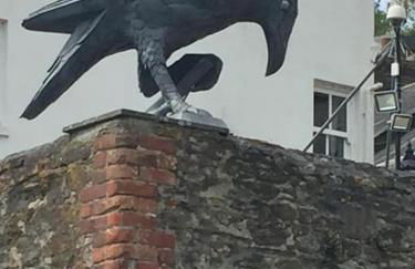 Stunning River Views, Tranquil Split-Level House, Private Garden & Parking - Foto 23