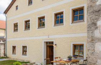 Gehobenes Ambiente in historischer Wohnung - Photo 17