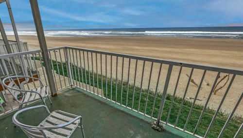 Oceanfront Suite - Sleeps Six - Pool & Hot Tub - Foto 5