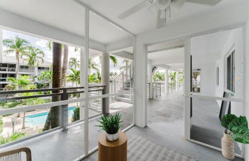 Boca Waterfront Oasis Walk to Beach with Pool, Hot Tub, Gym - Foto 58