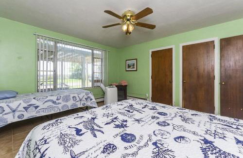 Charming Waterfront Cabin Cabin - Photo 21