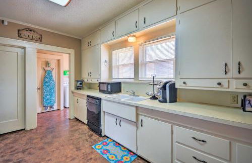 Inviting Lubbock Home More Than 1 Mi to Downtown - Foto 9