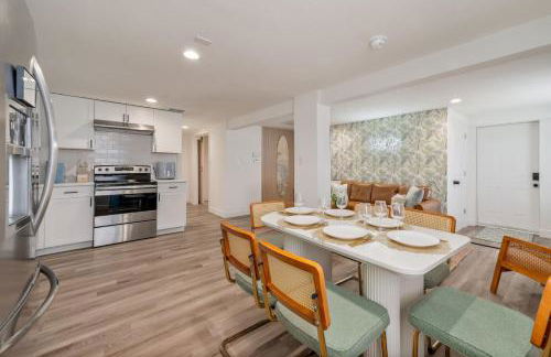 Cocoa Hideaway with Air Hockey, Darts and Beach Gear - Foto 17