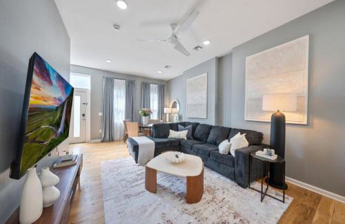 NYC Skyline Views • Near Times Sq • Rooftop Deck - Foto 9