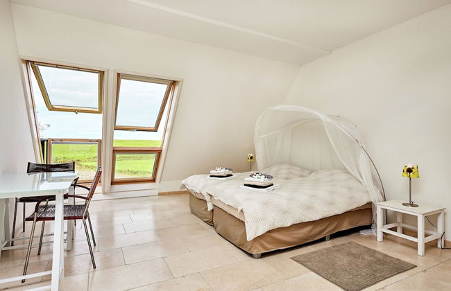 Stately Villa in Wierum with Fantastic Views & Hot Tub - Foto 3