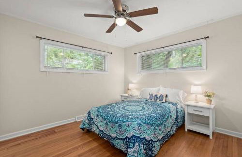 Cozy Home Across from Base, Close to Airport & Beaches - Photo 21