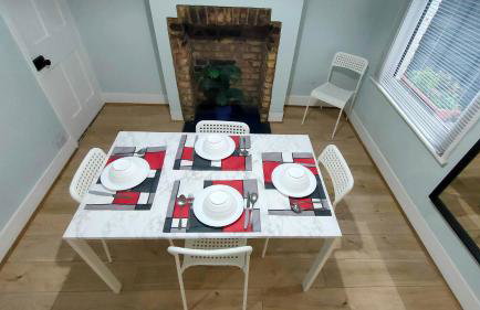 Comfortable Home Away From Home - Foto 40