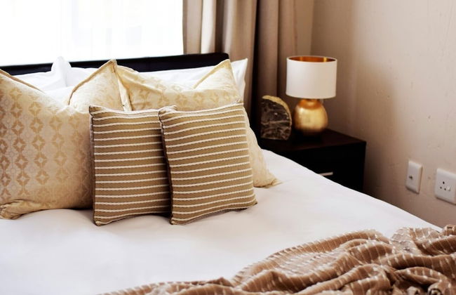 Johannesburg Apartment - Photo 6